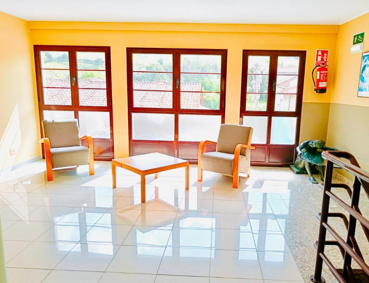 Hotel Alameda Villaviciosa  Extérieur photo