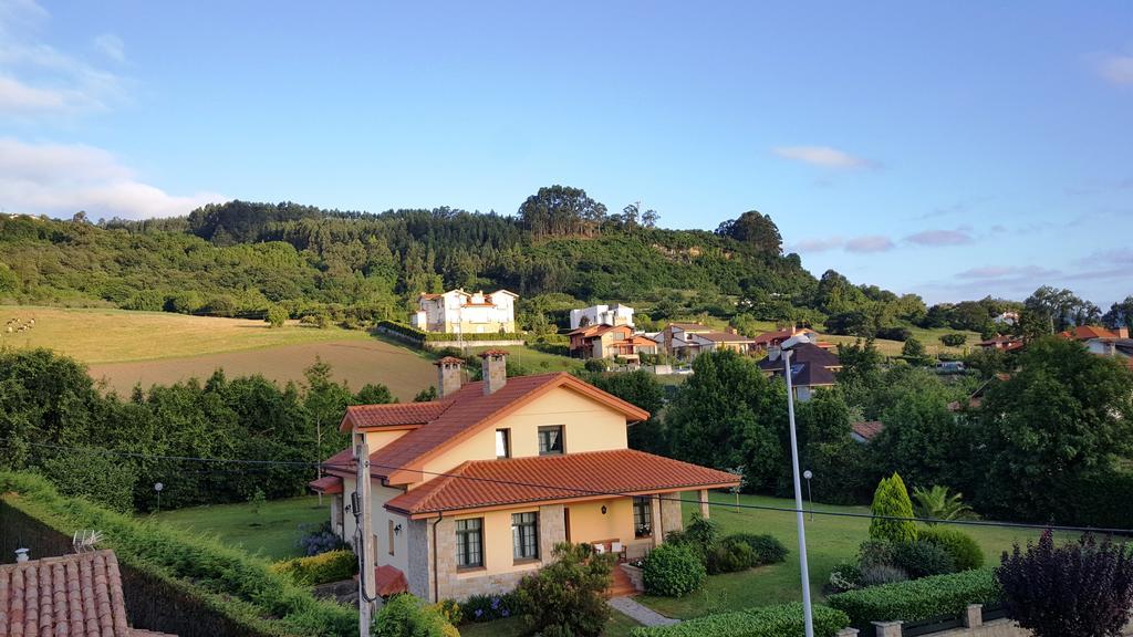 Hotel Alameda Villaviciosa  Extérieur photo
